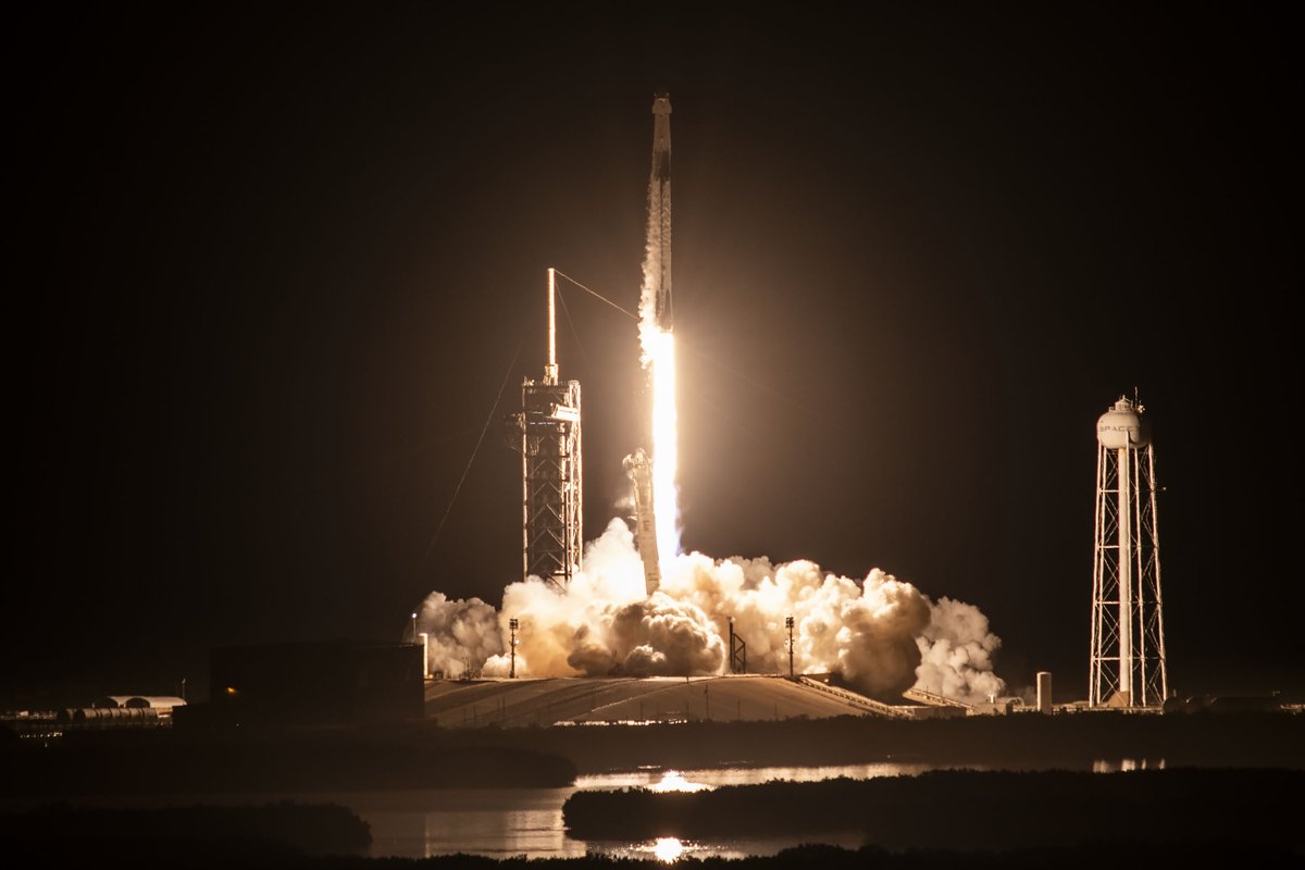 SpaceX tweet media