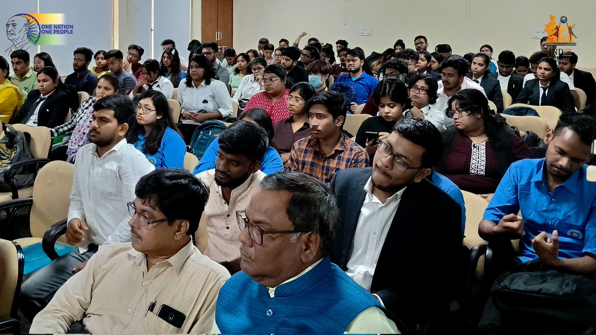 INDGeniusOrg's tweet photo. Presenting glimpses from the Kolkata Bootcamp held on 3rd March 2024 at the Maulana Abdul Kalam Azad Institute of Asian Studies. 📸

A day filled with ✨  meaningful discussions  ✨ and shared values, highlighting the beauty of diversity. 

Join us in fostering unity ! 🇮🇳 https://t.co/oTJLGh4Ob5