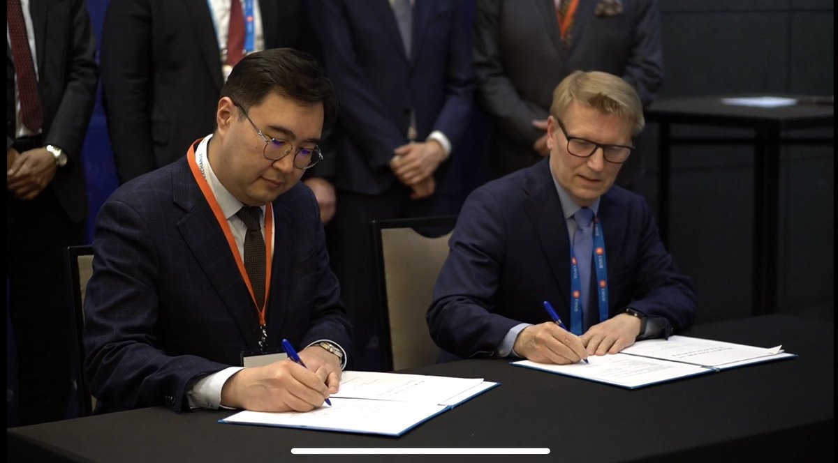 KZEmbassyCA's tweet image. The National Geological Survey of #Kazakhstan has signed several important documents in the margins of the 6th #KCBC Plenary Session📃✍🏻
We’re unlocking new opportunities for cooperation in the mining shere with Canada and other foreign states🤝👏👏 #KazakhstanCanada #PDAC2024