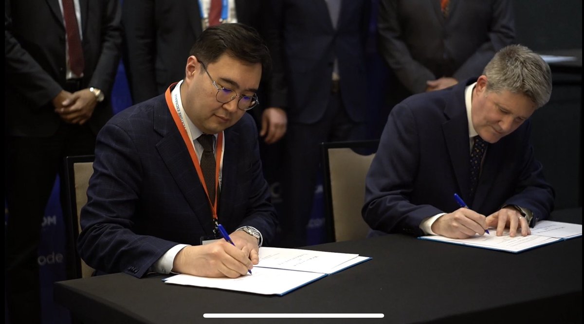 KZEmbassyCA's tweet image. The National Geological Survey of #Kazakhstan has signed several important documents in the margins of the 6th #KCBC Plenary Session📃✍🏻
We’re unlocking new opportunities for cooperation in the mining shere with Canada and other foreign states🤝👏👏 #KazakhstanCanada #PDAC2024