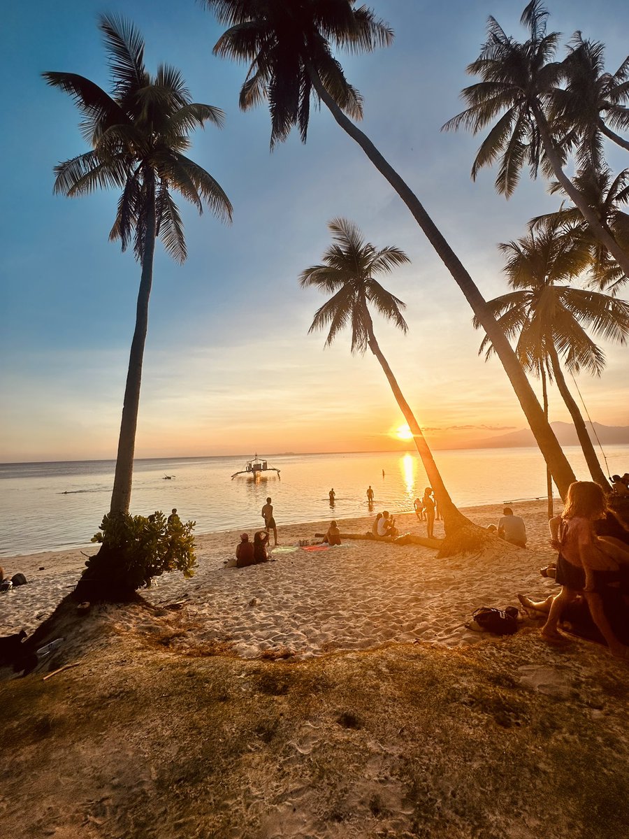 astequila7's tweet photo. Not Boracay but Siquijor ❤️

-betterthanthefirstoneiguess🤔
-butbothdeservestolove https://t.co/9O7HuYMJ8I