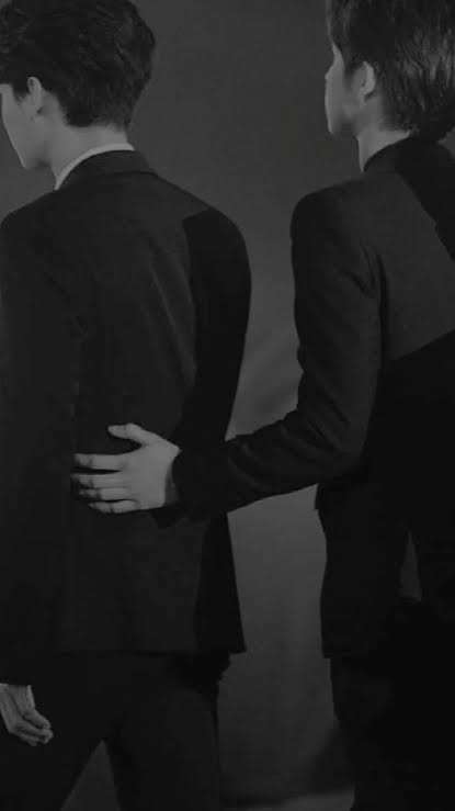 XinaCamila52861's tweet photo. #ไบร์ทวิน #Brightwin 🐺🐰👬🏳️‍🌈😍😍❤

Couple Brightwin is Boyfriend 👬😏🫣😍❤#Brightwinisreal https://t.co/P9pKAmzMUr