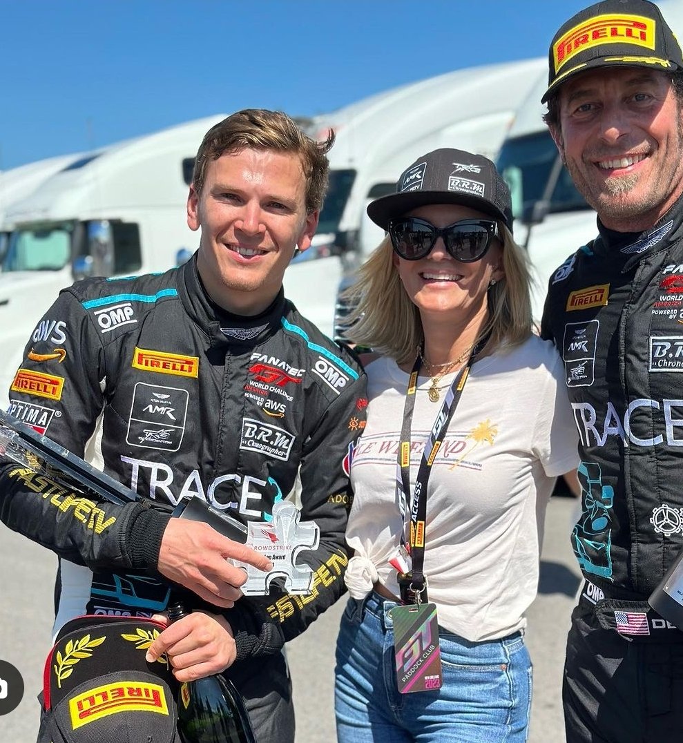 Happy Birthday @4derekdeboer hope you have an awesome day celebrating with your family & friends! Can't wait to finally meet you & @4freebrooke @fastlifetvshow at Spa in August & as well as catch up with @ValHasseClot there! 📷 @fastlifetvshow #HappyBirthdayDerek 🥳🎂🎈🎊🍾🏁