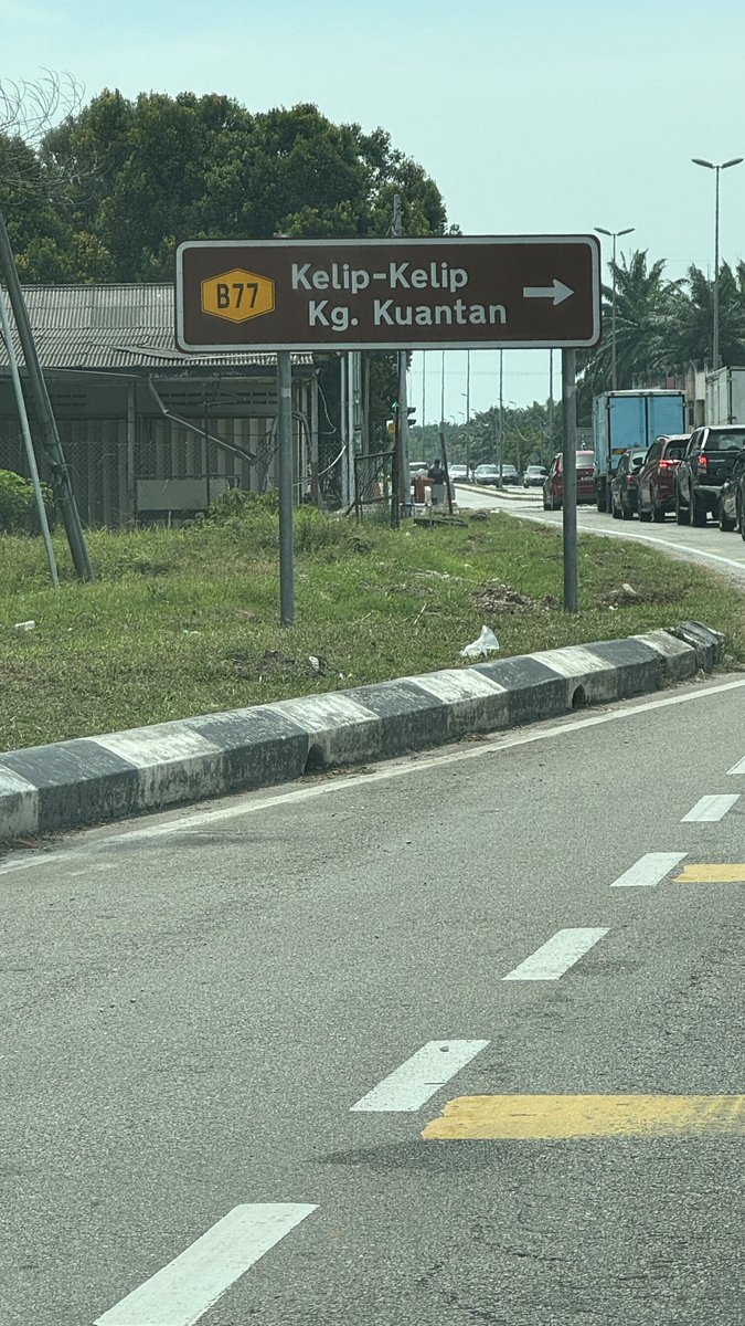 Half way to Institut Perakaunan Negara Sabak Bernam. Kursus Excel untuk bakal tenaga pengajar Akauntan Negara. Doakan saya. #TeachingWithLove