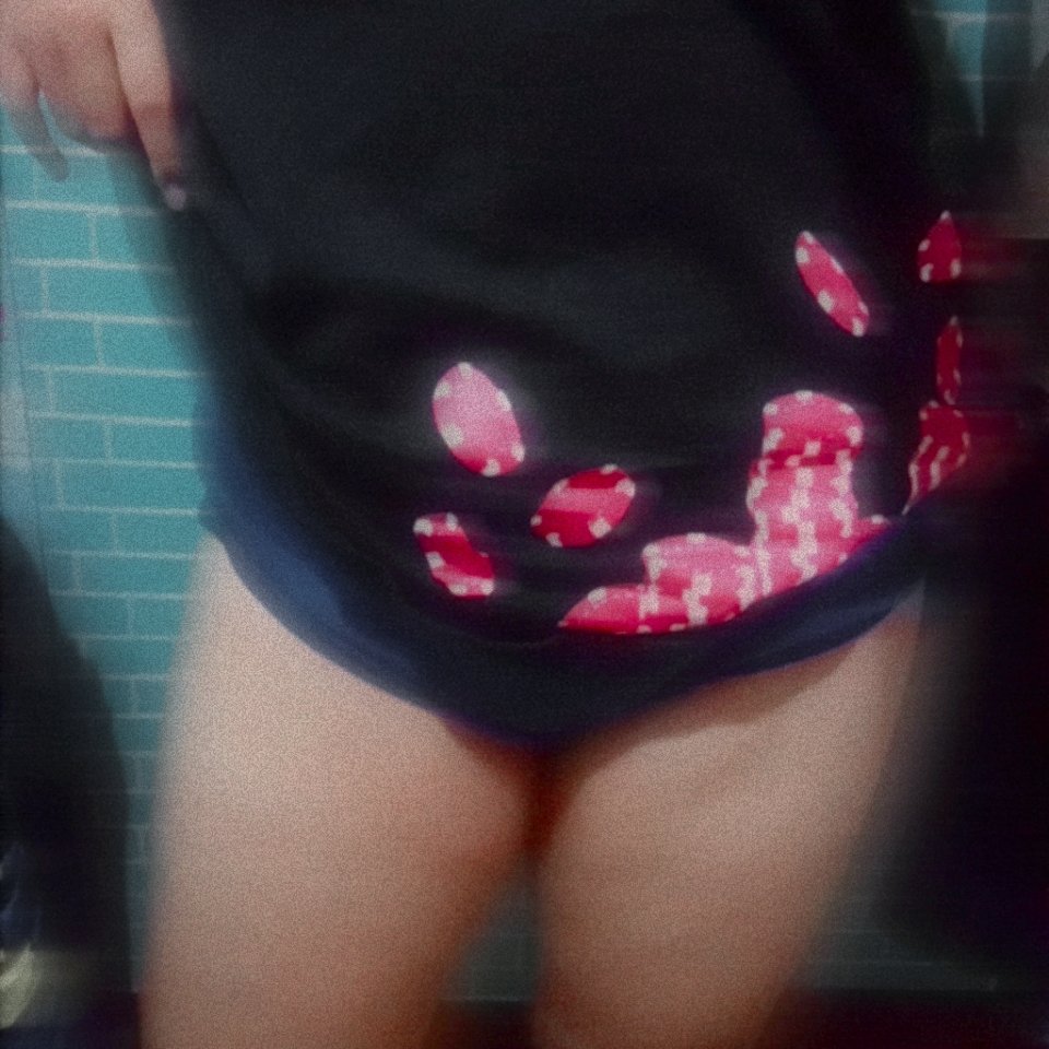 siadgoddess's tweet photo. Updated pinned <3 
♡ age verified (22)
♡ not new
♡ she/her
♡ bi (bottom) 
♡ plus size
♡ 5'1 (154cm)
♡ cancer baby ♋🦀
♡ contents on tl only 
♡ dms open (selective, either who to follow back)
https://t.co/vS3Ir5hOmn
❤︎ + ⟳ to be moots

#nsfw #nsfw_twt #lewds #nsfwtwt https://t.co/vq1DiG8ggr