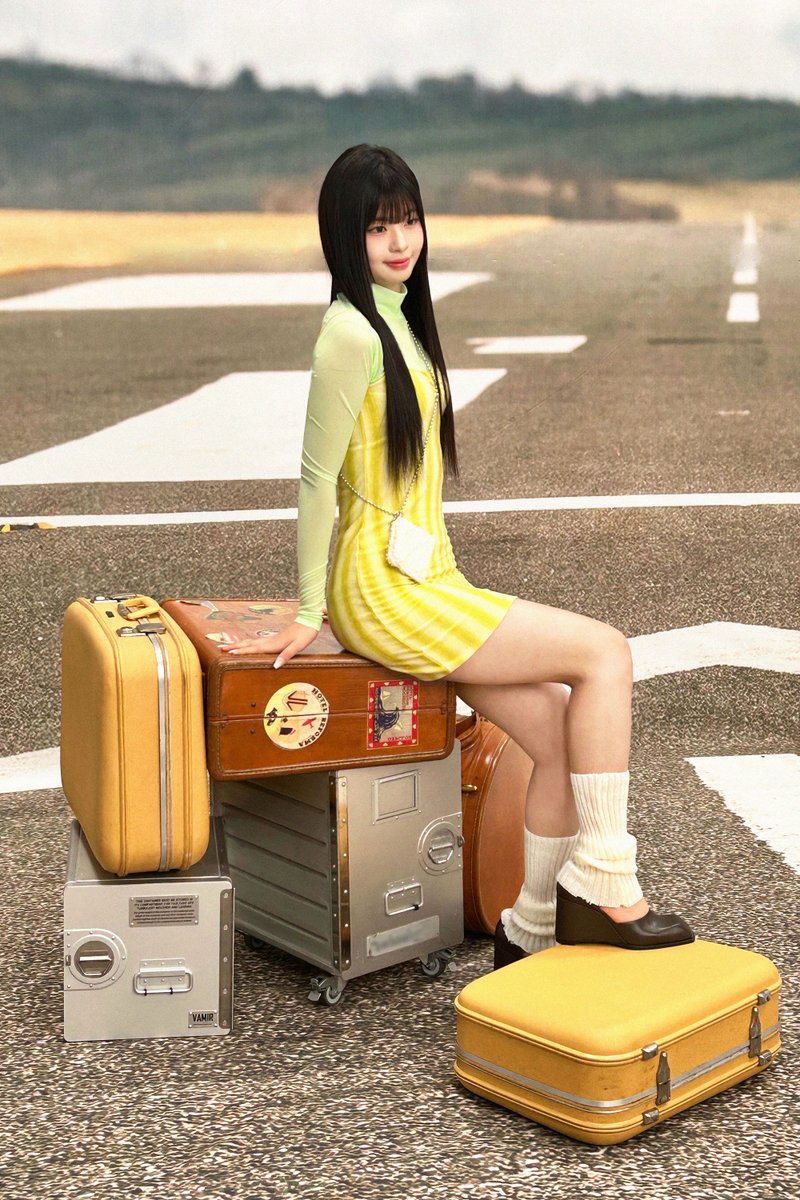 📸:⊹˚₊ 𝖩𝖺𝖼𝗄𝖾𝗍 𝖯𝗁𝗈𝗍𝗈 𝖡𝖾𝗁𝗂𝗇𝖽： #村上璃杏 #RINON