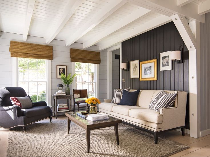 Farmhouse Living - Comfy, Cozy, and Inviting.
See more at: pinterest.com/GranadaHomeInt…