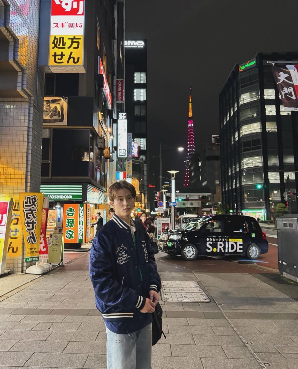 marking_lee_'s tweet photo. 【🐯】

マーク インスタグラム
MARK Instagram

📍東京都港区芝大門2丁目2-2 付近

 #NCT  #NCT127  #NCTDREAM #マーク  #MARK  #마크  #聖地巡礼 https://t.co/esVRBRSIIZ