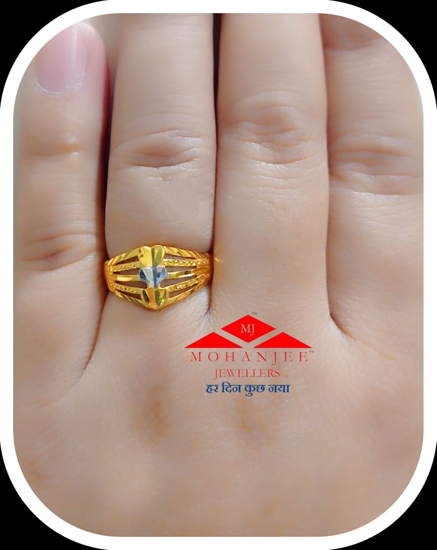 22K 916 #Hallmark #Gold #Ring
Between Rs19,990/- and 22,899/-By Mohanjee Jewellers, 2 Sarafa Bazar, Paltan Bazar Road, Dehradun.

This is copyrighted by Mohanjee Jewellers LLP.

#Mohanjee #jewellers #traditional 
#Jewellery #Dehradun #designs