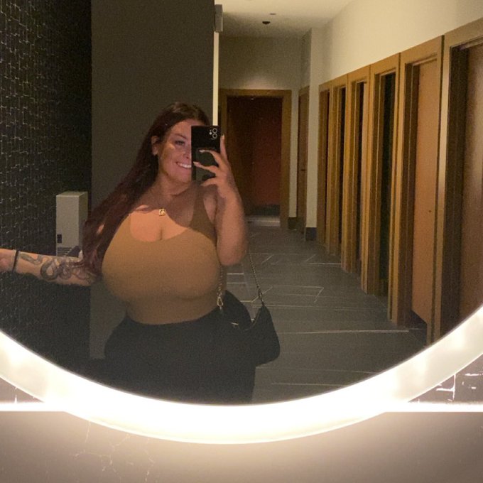 hernamewasnikki