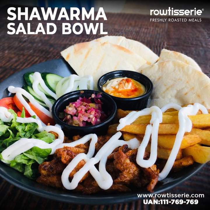 Shawarma Salad Bowl #Rowtisserie #shawarmasaladbowl #Shawarma #salad #bowl #chicken #pita #hummus #pickle #14thStreetPhase5DHA #ordernow #Foodie #Yum #Delicious #NomNom #Tasty #FoodLove #Foodgasm #EatingGood #FoodHeaven #FoodLovers #FoodAdventures #HomeCooking #FoodPhotography