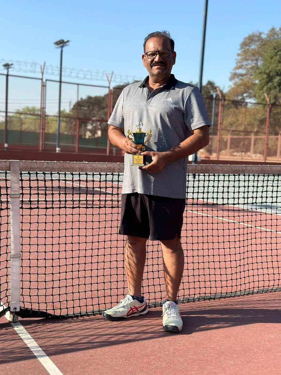 Honored to have received the runner-up trophy in the Men's Singles 55+ category at the IMA lawn tennis tournament...

#drvijayshahbjp #bjpgujarat #bjpvadodara #bjppresidentvadodara #drvijayshah #vadodara #tennis #tennistournament