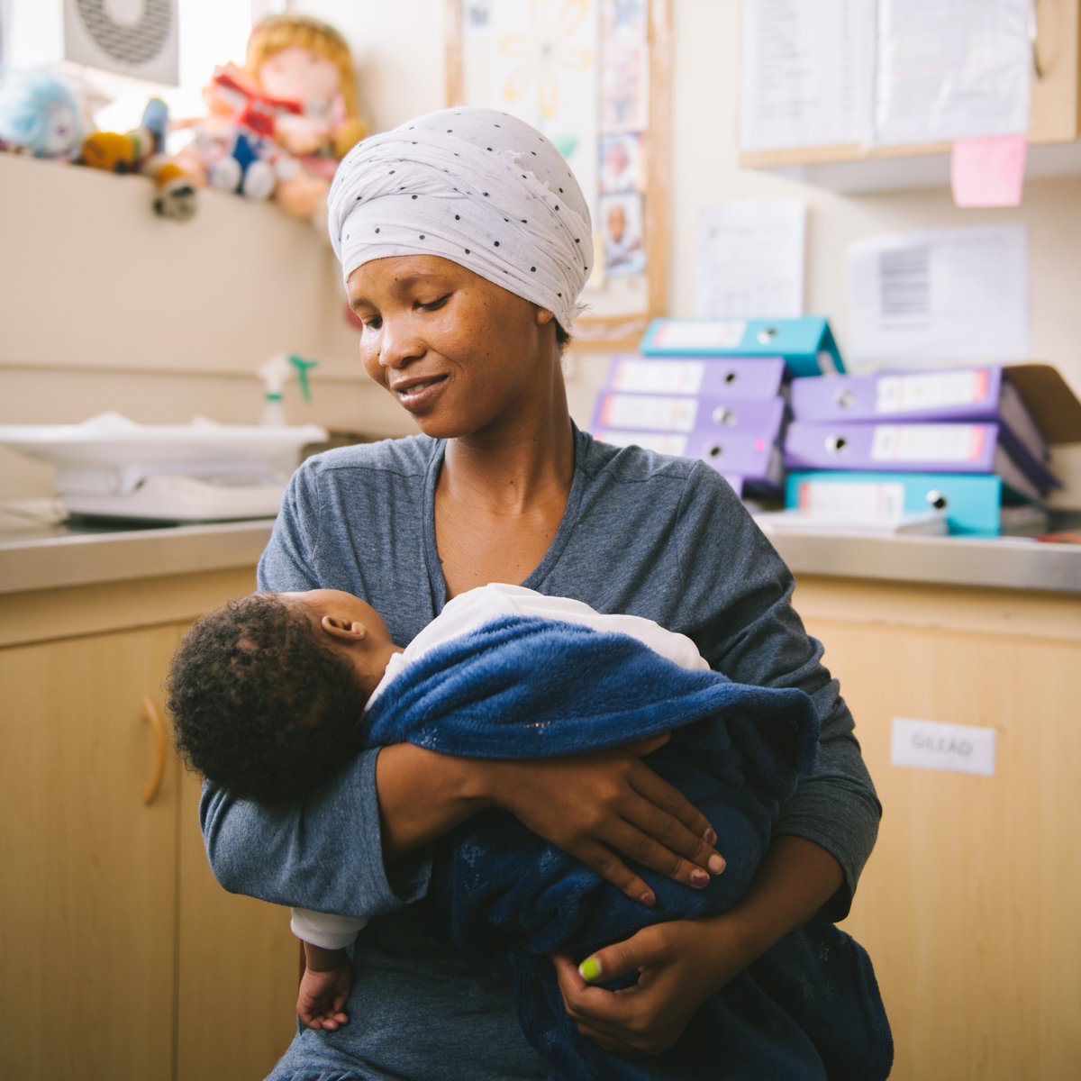 EADirectorDNDi's tweet image. The Advanced #HIV Disease (AHD) dashboard tracks, visualizes, &amp;amp; compares national guidelines across 35 African countries. 

It aims to understand the pace &amp;amp; scale of adoption of @WHO recommended 💊 guidelines for AHD &amp;amp; #cryptococcal meningitis deaths. advancedhiv.org