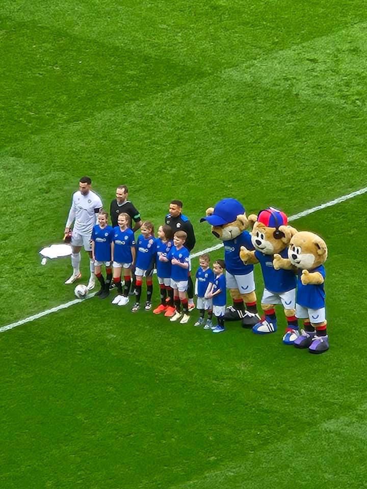 The beautiful game. @TAPSorg & @FriendsofFAB at @RangersFC 🇺🇸♥️⚽️🏴󠁧󠁢󠁳󠁣󠁴󠁿 Thank you @RFC_Charity, we are all so grateful.