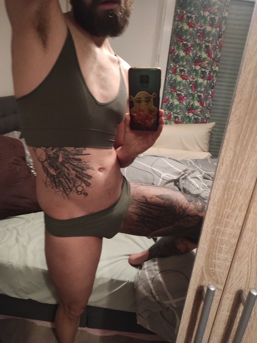 A chaque commentaire j'en rajoute une 😘❤️ https://t.co/EF4WUkVngT<a href="/tag/bigcock"class="tags"><span>#bigcock</span></a><a href="/tag/biporn"class="tags"><span>#biporn</span></a><a href="/tag/talldick"class="tags"><span>#talldick</span></a>