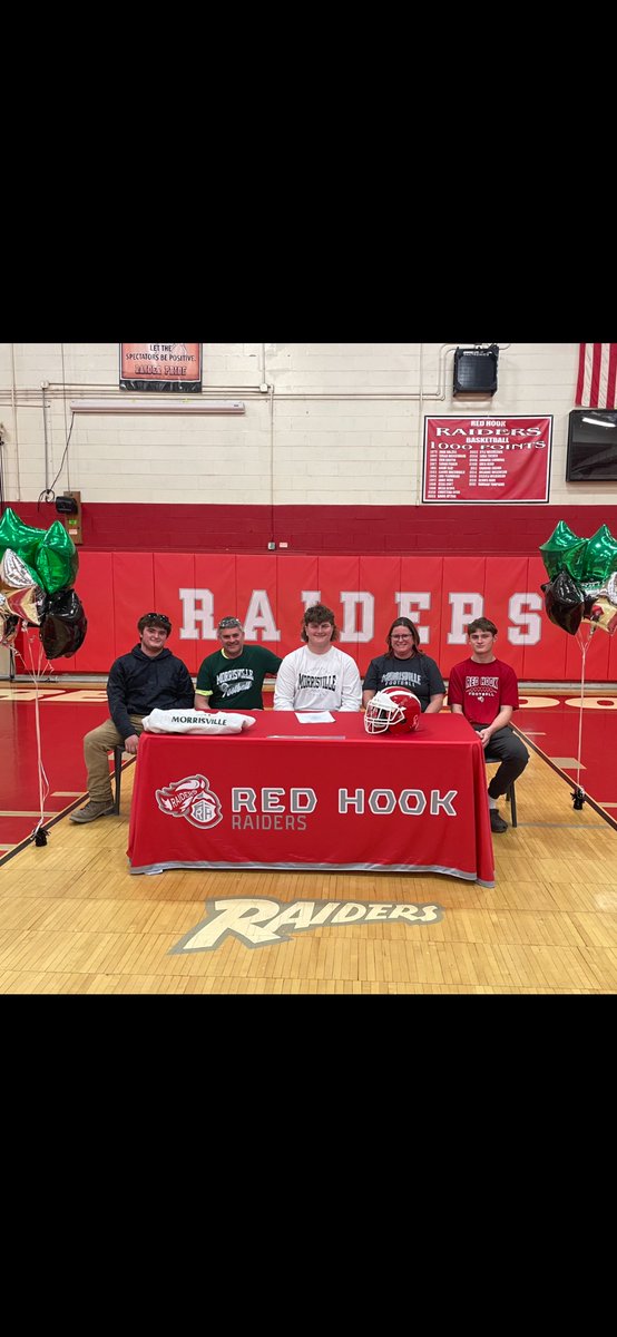 RH_Athletics's tweet image. Congrats to Mark Paschal on committing to Morrisville to continue his academic and athletic career!  @rhcsd  @RedHookFootball  @RedHookSeniorHS