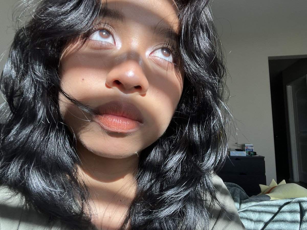 #makeup