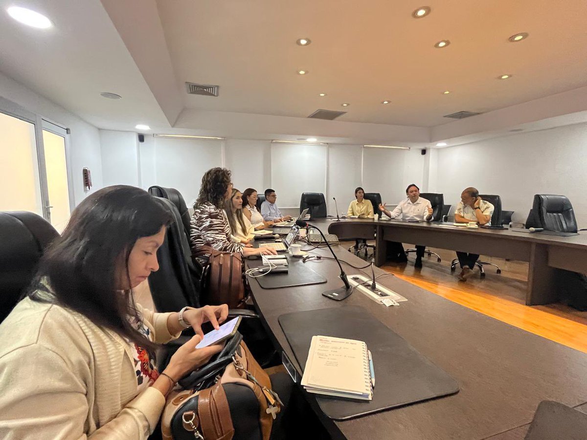 CAS_SANTANDER's tweet photo. #AgendaCAS
En el marco del Sistema de Información del Agua en Santander, se conformó la mesa tecnica conjunta de las entidades que van a formar parte de la Gobernanza del Agua a través del CEDAU (Central de Datos para la Acción Unificada). https://t.co/9a7yTe3gLk