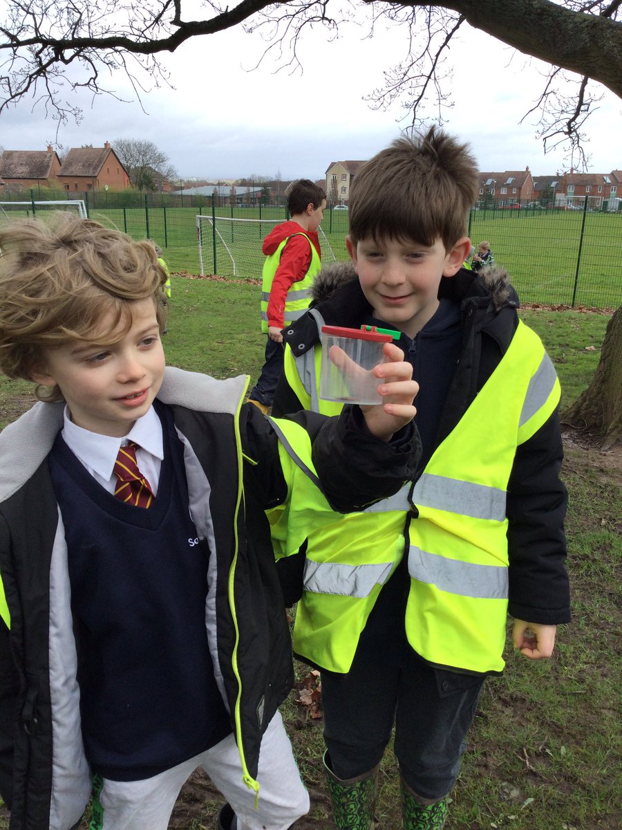SPMVCedar's tweet photo. The children in Cedar class had a wonderful time last week celebrating #BritishScienceWeek https://t.co/TXMTYFOlAA