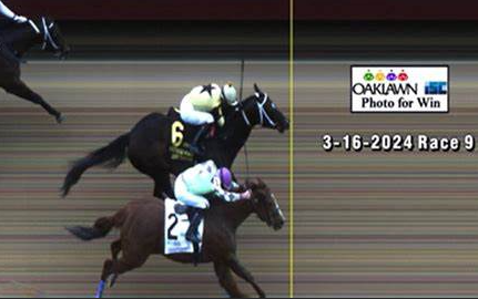 Flavien Prat flies from CA to AR to win the 78th running of the Whitmore S. (G III) by a nose aboard Jaxon Traveler. <a href="/PegramBrad/">Brad Pegram</a> 

Prat now with 1⃣1⃣ Graded Stakes in '24. The most of any rider.  9-for-17 in dirt races, 53%

Steve Asmussen winning trainer. First win in race for