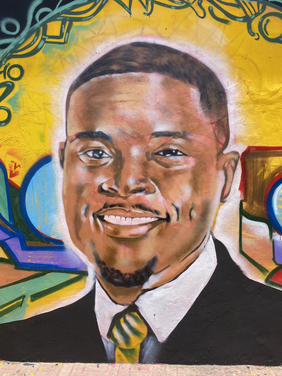 New pieces installed at the dandora stadium <a href="/SakajaJohnson/">Sakaja Arthur Johnson</a> potrait and MugabeWere #graffiti #colours #dandora