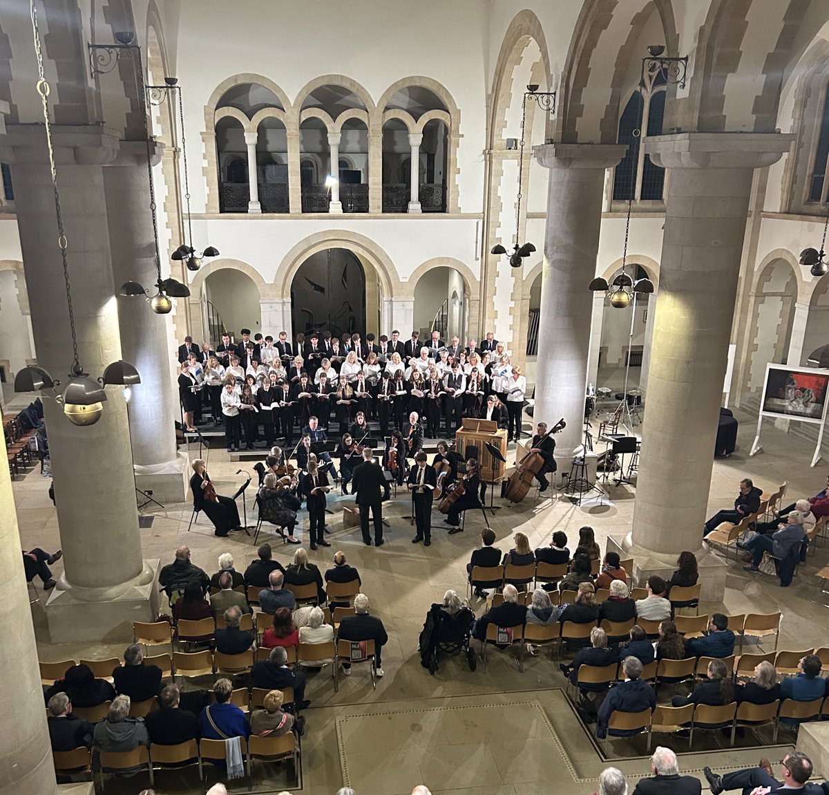 Head Choristers Daniel and Noah take the stage again! This time for a school concert featuring Vivaldi’s Gloria.