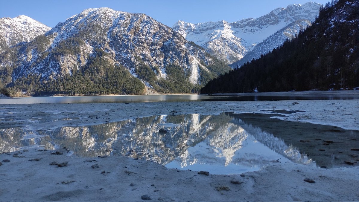 Al_Ph7667's tweet photo. #plansee #österreich #tirol #alpen #See https://t.co/5KGt6rRceu