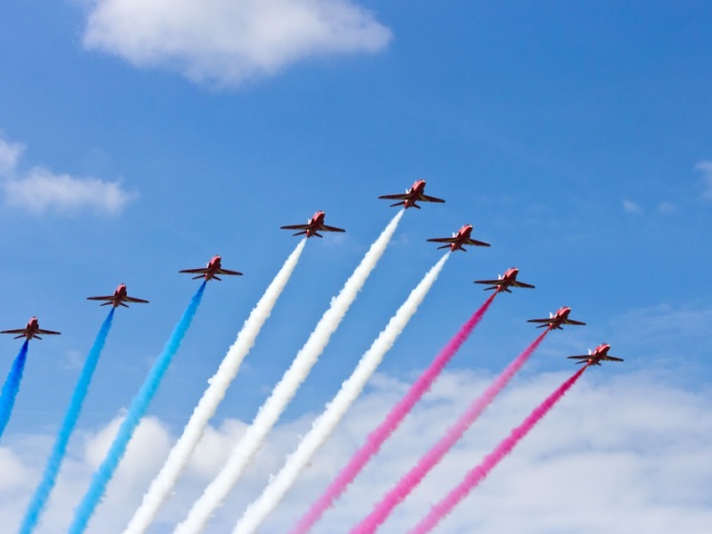 CFlight audiences, with methodology developed by RSMB, is live: now media agencies can get a single view of video ad campaigns across platforms for 14 trading audiences. Congratulations to everyone involved at broadcasters, RSMB, Techedge, Barb &amp; Thinkbox 
rsmb.co.uk/news-items/cfl…