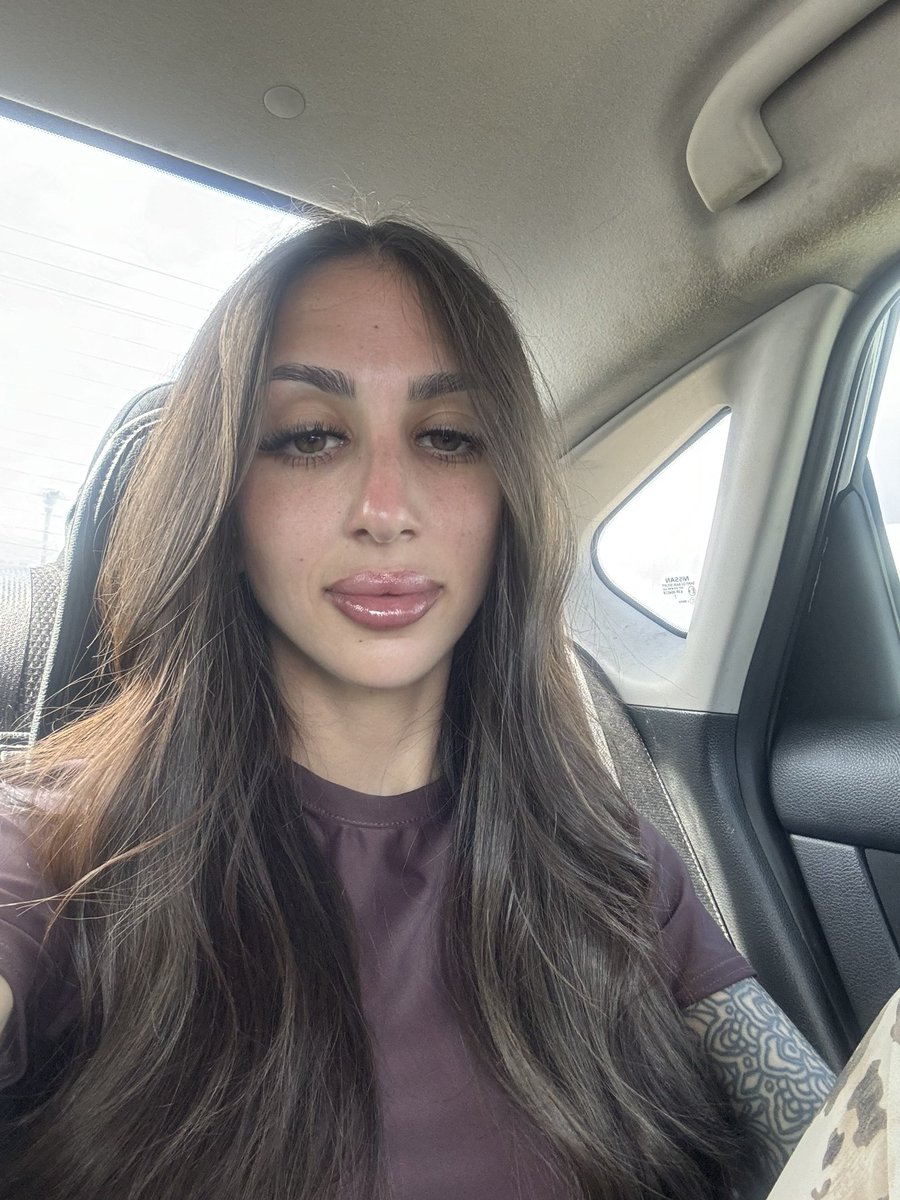 Jasmine_baanks's tweet photo. Who’s your mommy?
findom https://t.co/lmhAEc6xqr