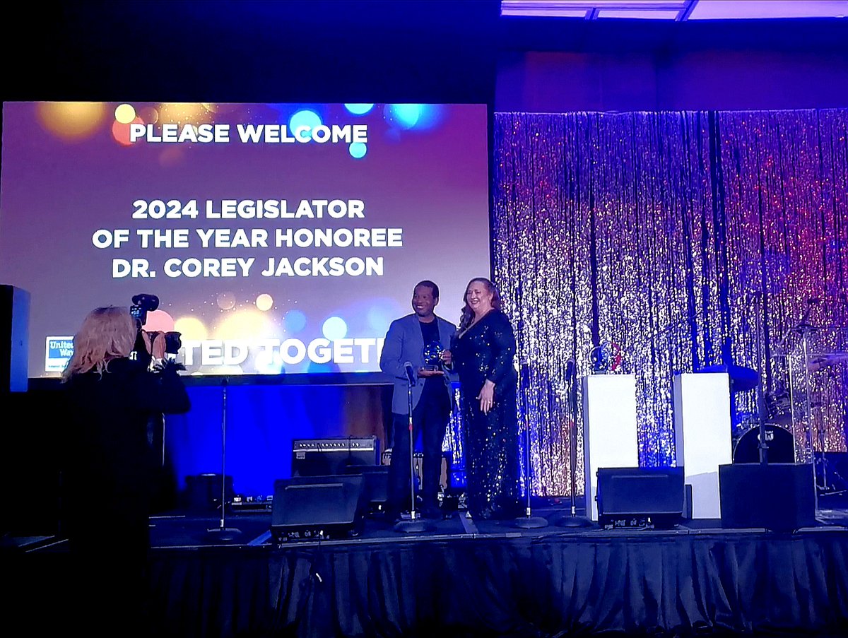 Grateful to receive the Legislator of the Year Award from @inlandsocaluw . Humbled by the honor, but aware there's more work ahead, especially in protecting children from poverty's impacts. Let's unite to safeguard the next generation's future.