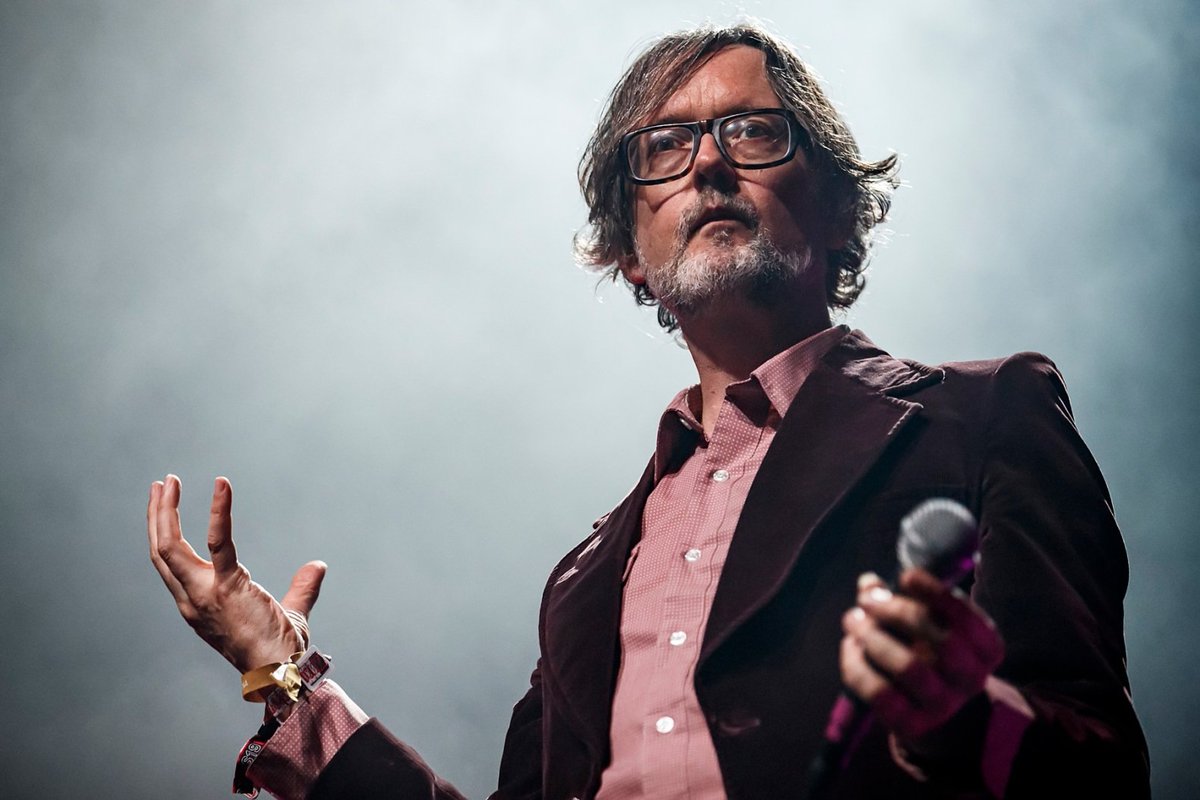 'Everybody’s into mindfulness apps, but just go and dance for two hours ... You’ll get those same benefits, plus some exercise as well. You don’t need a wellness app.' Revisit our pandemic interview with Jarvis Cocker: rollingstone.com/music/music-fe…