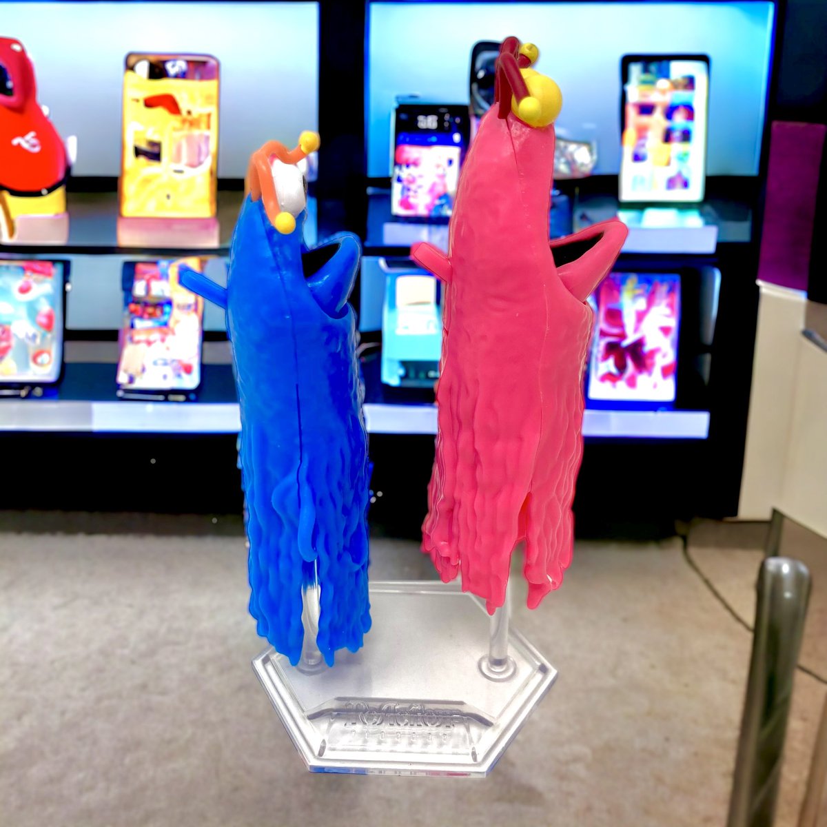 VaughnMichael13's tweet photo. The @super7store @sesamestreet Yip Yip Martians ReAction Figures are beaming down to planet Earth to find a new Brrrrring! (Phone) & Love Interest (Computer).
#super7 #sesamestreet #reactionfigures #yipyips #yipyipmartians #martians https://t.co/KXnhdRC5lb