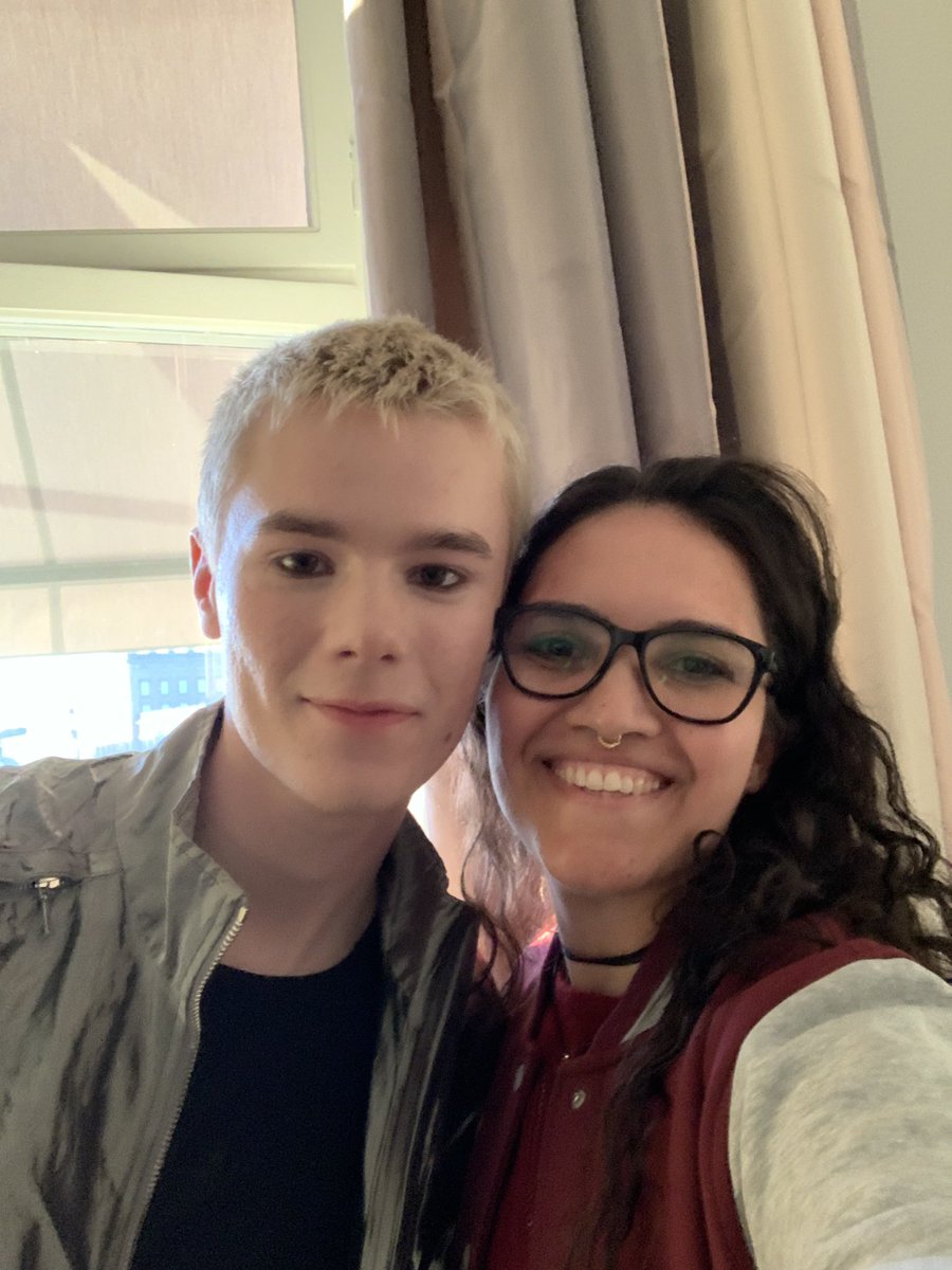 gabriela tweet media