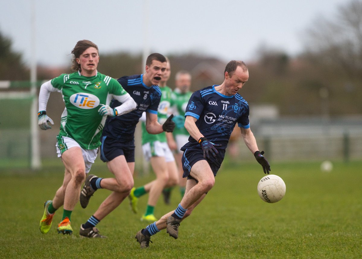 St Colmcilles GAA tweet media