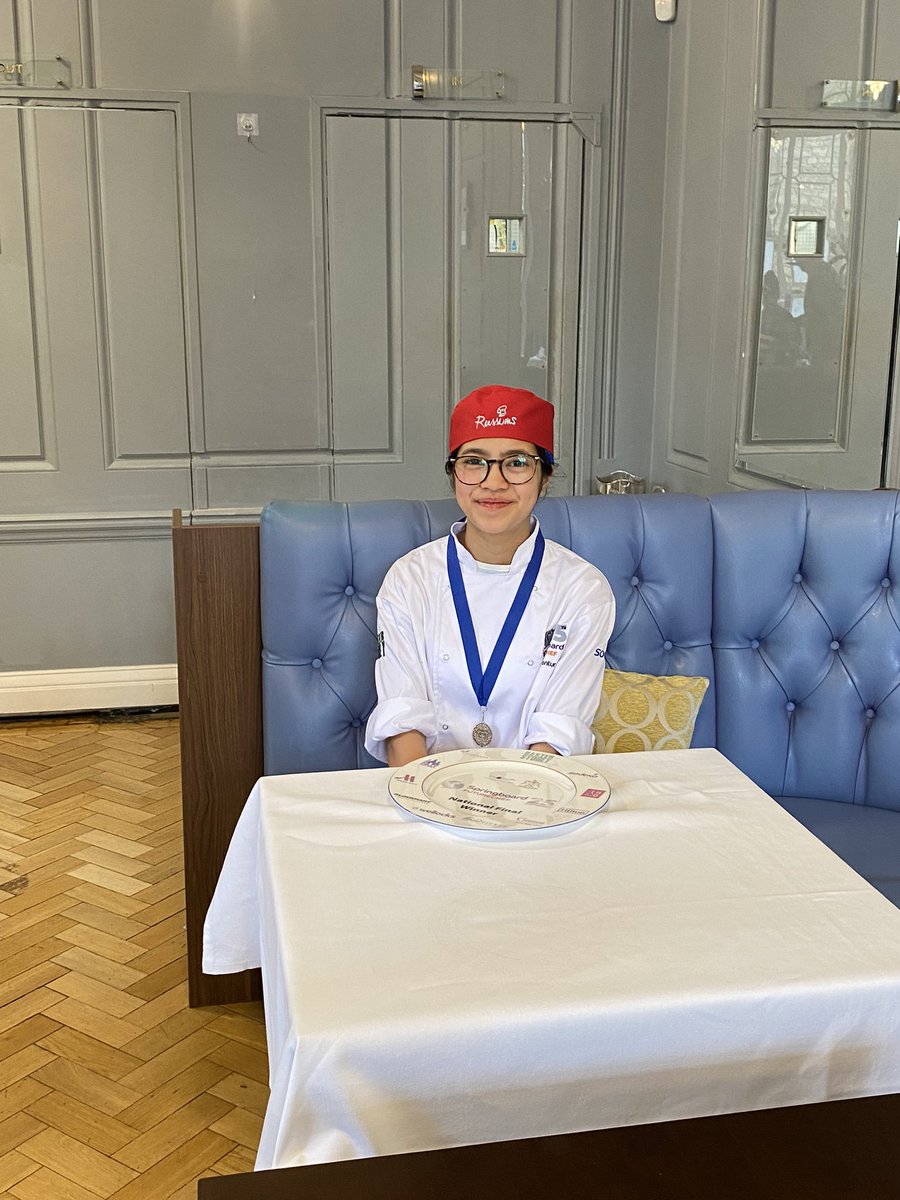 What an incredible day The @SBFutureChef 2024 has been announced following a gruelling finale @WKC_Hospitality College. The A Team of judges led by @AHRestaurants Adam Handling were brilliant. Congrats winner Reece Ventura & all finalists.