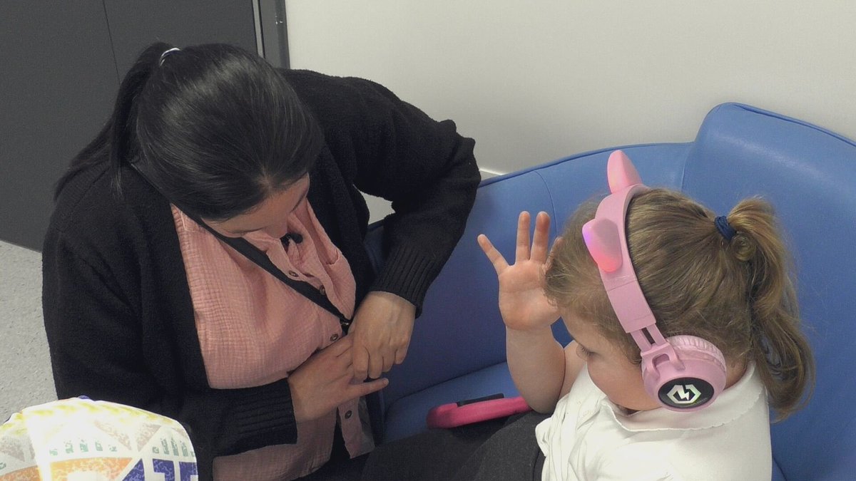 Seven-year-old “big ball of non-stop energy” Lyla is in children’s A&E with an infection in her finger.   Lyla has autism, ADHD and some really cool cat headphones! 🎧