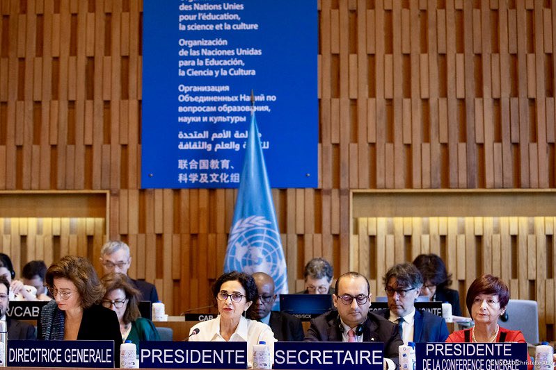 PGC_of_UNESCO's tweet image. It is with great interest and excitement that I listened to the passionate policy debate during the 1st day of the 219th session of the plenary of the #ExecutiveBoard of @UNESCO. Grateful to the @EXBChairperson, DG @AAzoulay and all Board members for their constructive approach!