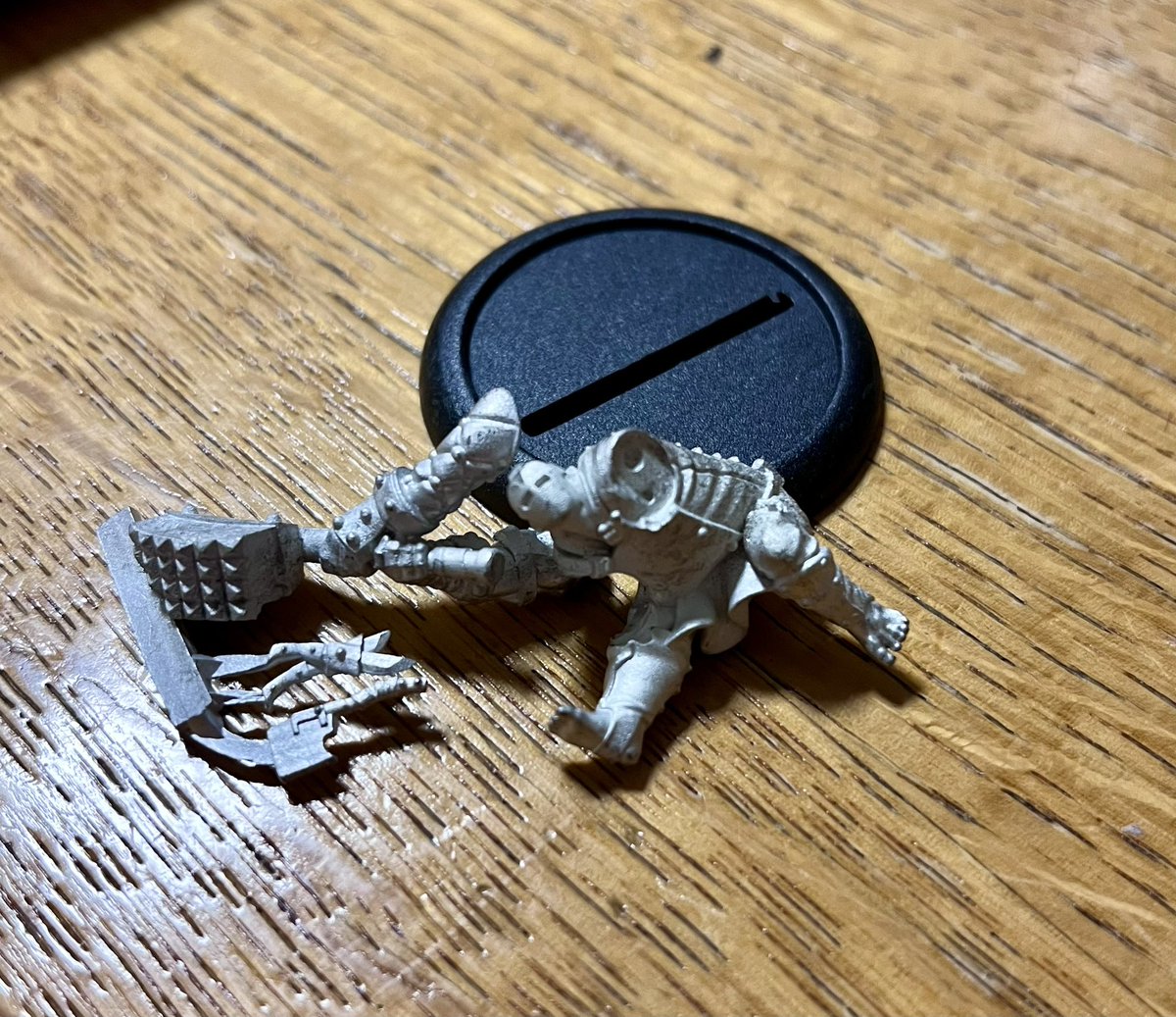 LSurion's tweet image. #hobbystreak day 10: was mainly occupied by reading the rules for Star Wars  Shatterpoint for tomorrows game.
But later looked through my pile of opportunities for the next mini to paint.