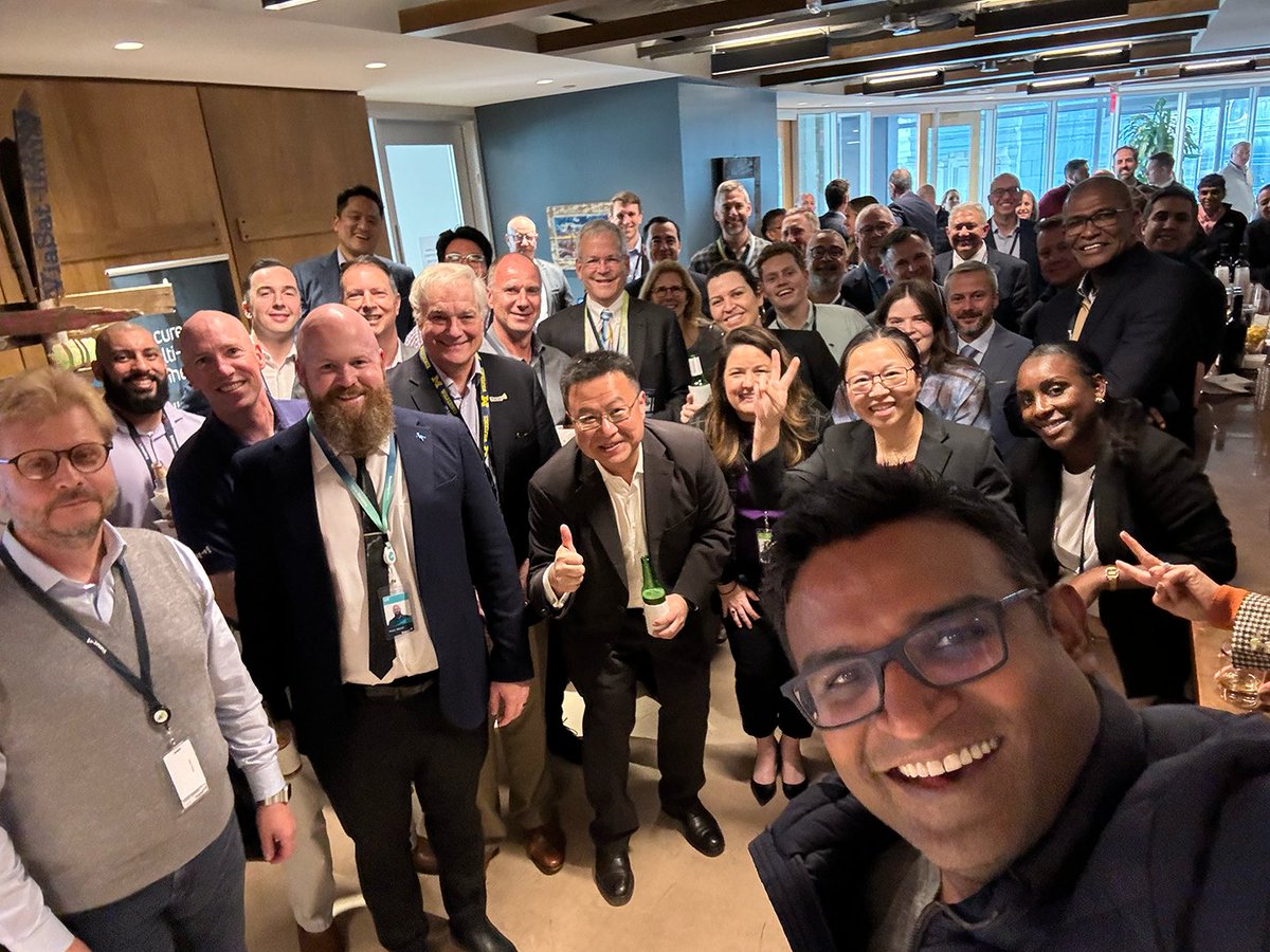 Great to be back in DC at the <a href="/SATELLITEDC/">SATELLITE x GovMilSpace</a>!  I am excited to meet with our <a href="/viasat/">Viasat</a> industry partners — schedule a meeting with us here: vsat.co/3T68GXu #satshow #satellite2024 #satcom