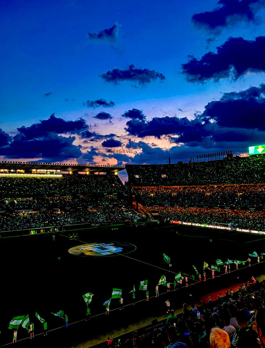24Gavii's tweet photo. En el Benito Villamarín 💚 https://t.co/2hq9WyQREM