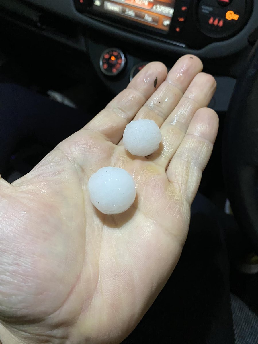 kairokiitsak's tweet photo. A thunderstorm produced at least 2-3.5 cm hail in Nicosia district, #Cyprus this afternoon 18.03.2024. Also a funnel cloud was observed. Some streets and roads were completely covered with a thick layer of hail. Pictures from "ΚΑΙΡΟΦΙΛΟΙ ΚΥΠΡΟΥ" Facebook group. https://t.co/44lFZLHWUa