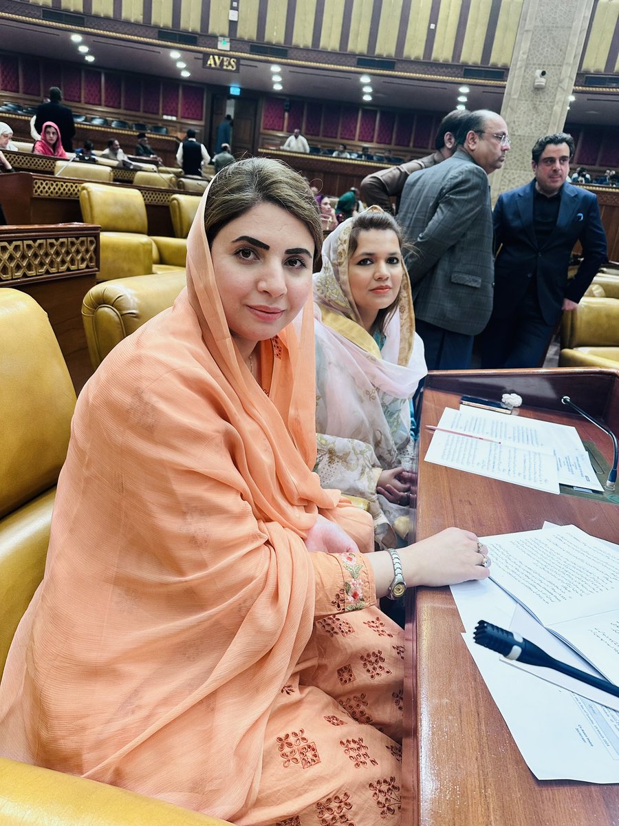 وزیراعلیٰ مریم نوازشریف کی زیرصدارت اجلاس میں صوبائی کابینہ نے 4480.7 ارب روپے بجٹ کی منظوری دے دی