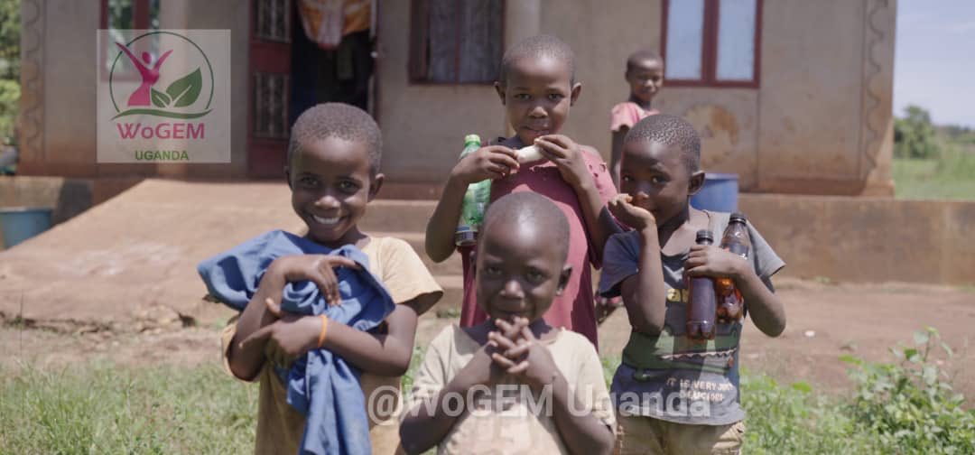 WogemU's tweet photo. As the world continues to boil due to #TempratureRaise , #marginalisedwomen and children are more disproportionately impacted by #ClimateChangeimpacts . Too much heat leading to #scarcityofCleanWater and #Foodinsecurity.
#ClimateActionNow
@LossandDamage https://t.co/LD8SvM8ZPk