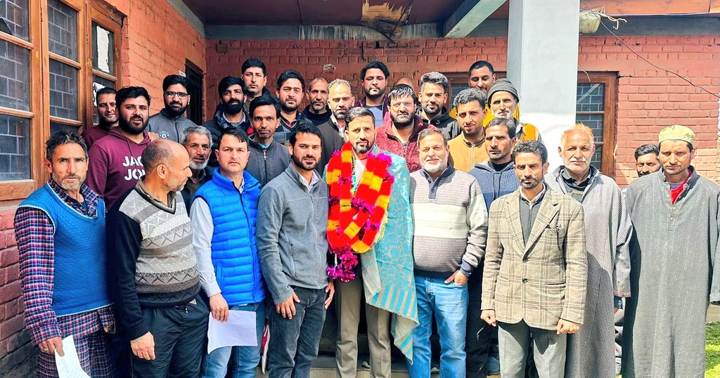 Shopian Kashmir شوپیان کشمیر tweet media