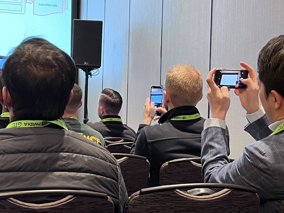 Is this the new way to watch conference sessions? Take photos and post on social media. 😀 @NVIDIAGTC