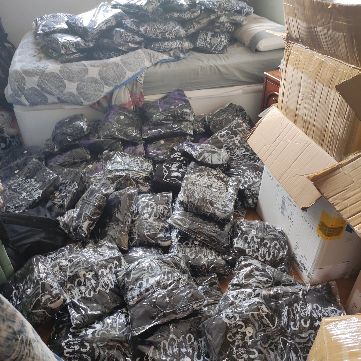 Mala mia se me olvidó hacer la cama🤦🤦🤦🤦