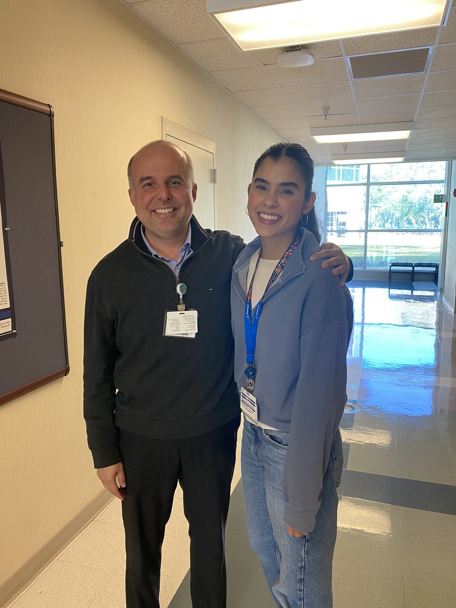 HugoGuerreroLab's tweet photo. Welcome to the lab to our newest #PhD_student @GenesisOmanaS I’m very excited to see your discoveries as you pursue your PhD! @MayoClinicNeuro @mcgsbs_nsc https://t.co/md8GReQvfm