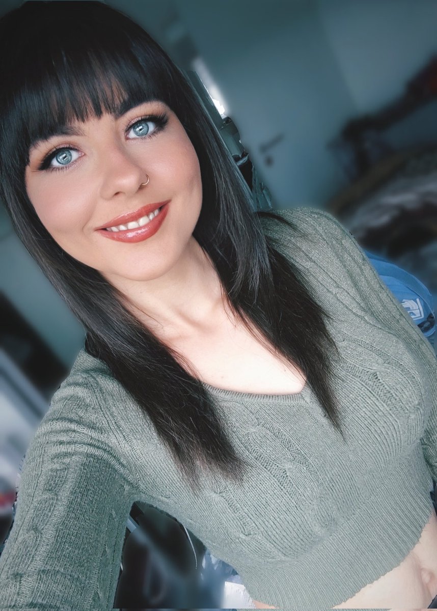 Moooin 👋🏻😁
Versuche jetzt wieder aktiver zu sein 🙈😁