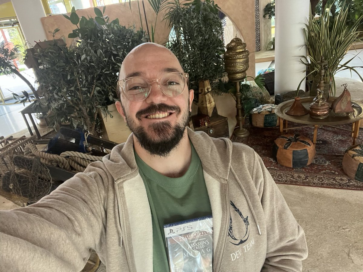 I'm Malek (he/him), Senior Manager for Diversity, Inclusion, & Accessibility at Ubisoft. Proud Lebanese-Palestinian. In the industry for 10 years+ now. Love playing games, & making our industry a better place.

Never been to GDC but hopefully some day soon!
#WhatAGameDevLooksLike