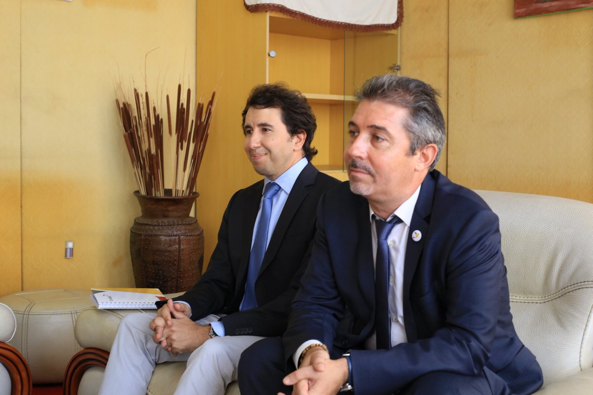 MiniJustice_BDI's tweet image. #Burundi.Excellence Madame #Domine Banyankimbona Ministre de la Justice vient de recevoir en audience,la Présidente du conseil supérieur de la Justice #Belgique,Madame @ValerieDelfosse accompagné de Micheal Wimmer @BelgiumInBuja 
Représentant de @EnabelauBurundi